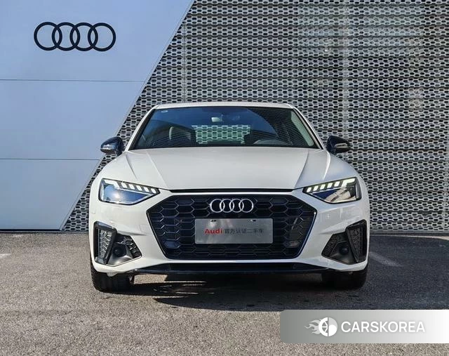 Audi A4L 2023 Белый из Китая, фото 4