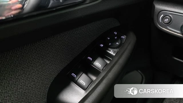 Chevrolet (GM Daewoo) Trailblazer 2021 Серый из Кореи, фото 4