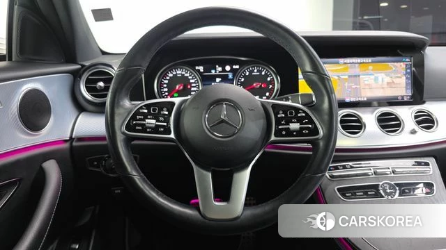Mercedes-Benz E-Class W213 2019 Белый из Кореи, фото 4