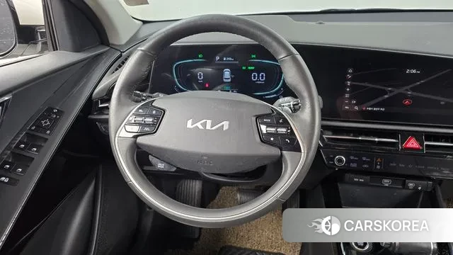 Kia Di Ol Nu Niro 2022 Белый из Кореи, фото 4