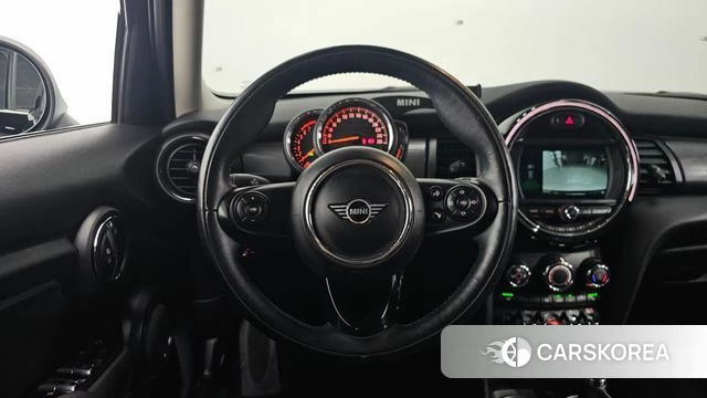 Mini Cooper 2019 Черный из Кореи, фото 4