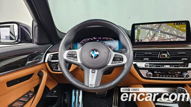 BMW 5 Series (G30) id 2640417 из Кореи 4