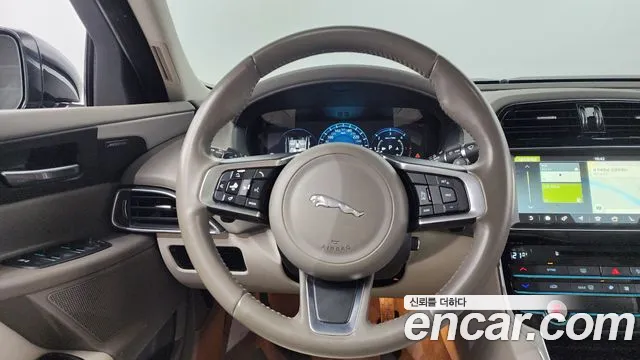 Jaguar XE 2018 Черный из Кореи, фото 4