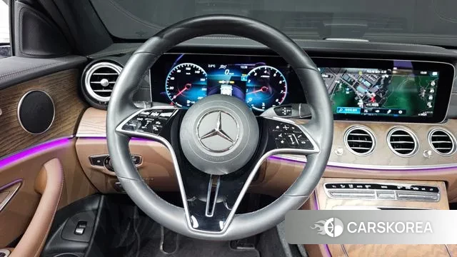 Mercedes-Benz E-Class W213 2022 Белый из Кореи, фото 4