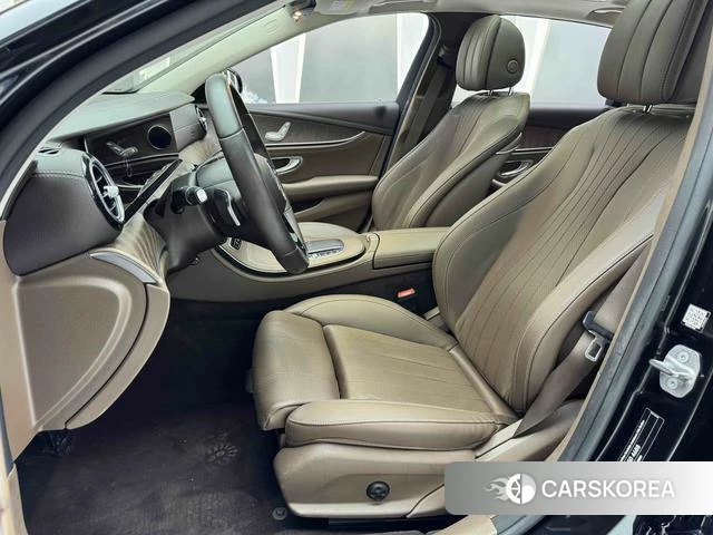 Mercedes-Benz E-class 2022 Черный из Китая, фото 4