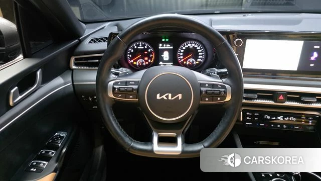 Kia K5 3rd generation 2023 Серый из Кореи, фото 4
