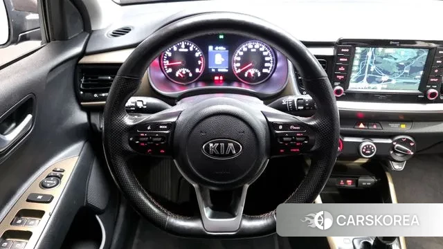 Kia Stonic 2018 Серый из Кореи, фото 4