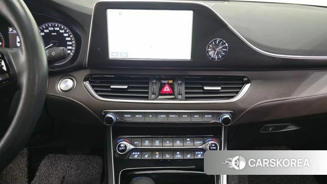 Hyundai Grandeur IG 2018 Белый из Кореи, фото 4