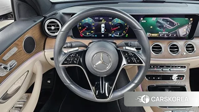 Mercedes-Benz E-Class W213 2021 Белый из Кореи, фото 4