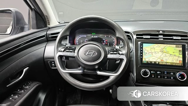 Hyundai Tucson (NX4) 2021 Серебристо-серый из Кореи, фото 4