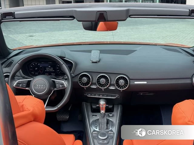 Audi TT 2025 Оранжевый из Китая, фото 4