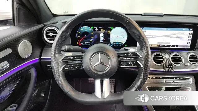 Mercedes-Benz E-Class W213 2023 Белый из Кореи, фото 4