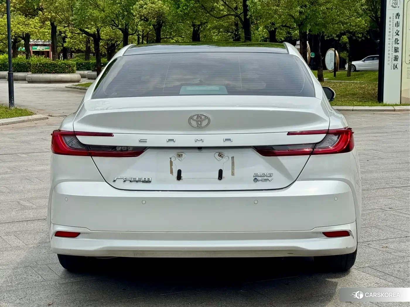 Toyota Camry 2024 Белый из Китая, фото 5