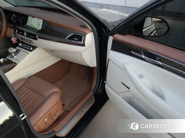 Genesis G90 2021 Черный из Кореи, фото 4