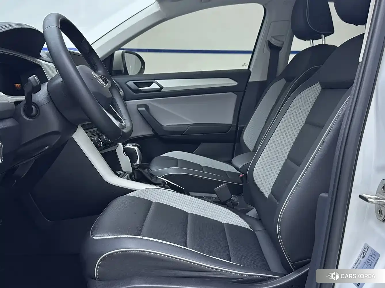 Volkswagen T-Roc 2024 Белый из Китая, фото 4