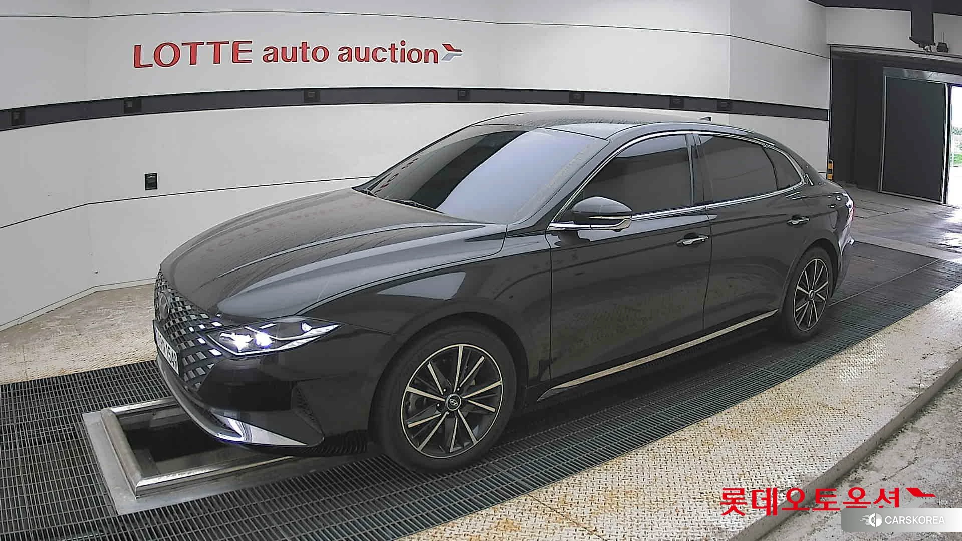 Hyundai Grandeur 2022 Midnight Black Pearl из Кореи, фото 4