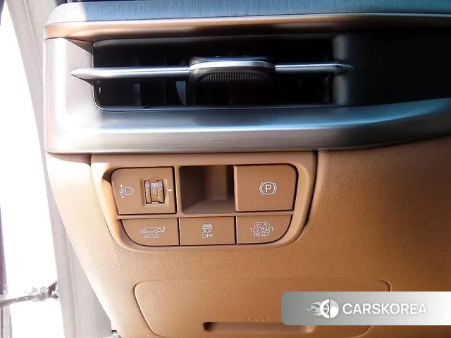 Hyundai Grandeur Hybrid (GN7) 2025 Белый из Кореи, фото 4