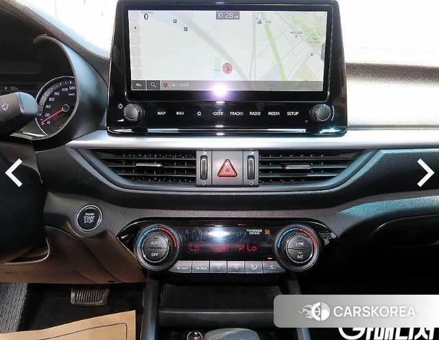 Kia The New K3 2nd generation 2021 Белый из Кореи, фото 4