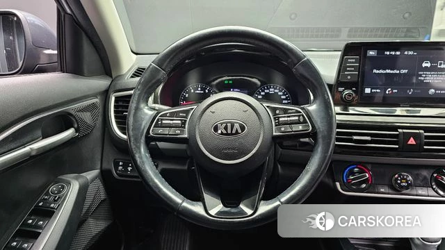 Kia Seltos 2020 Серый из Кореи, фото 4