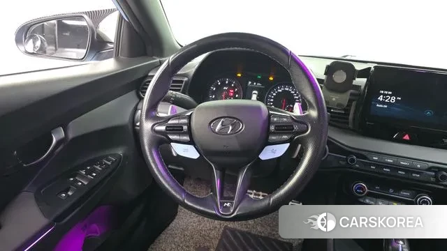 Hyundai Veloster (JS) 2020 Светло-серебряный цвет из Кореи, фото 4