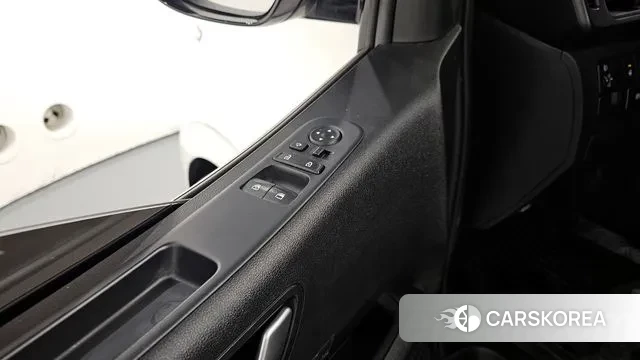 Hyundai Staria 2022 Белый из Кореи, фото 4