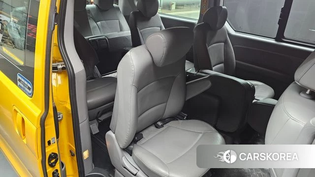 Hyundai The New Grand Starex 2021 Желтый из Кореи, фото 4