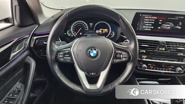 BMW 5 Series (G30) 2018 Белый из Кореи, фото 4