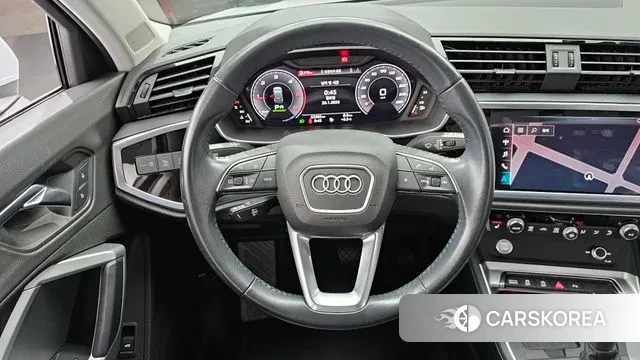Audi Q3 (F3) 2020 Белый из Кореи, фото 4