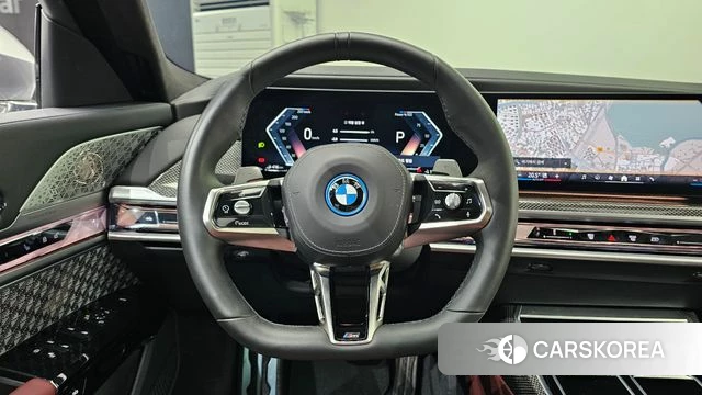 BMW 7 Series (G70) 2024 Черный из Кореи, фото 4