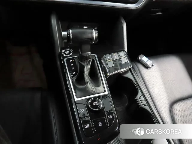 Kia Sportage 5th Generation 2021 Белый из Кореи, фото 4