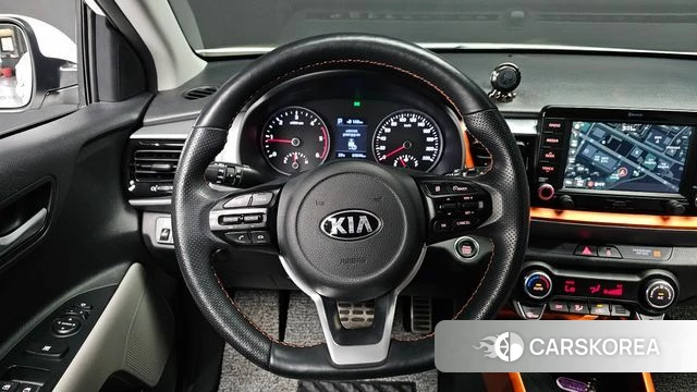 Kia Stonic 2018 Белый из Кореи, фото 4