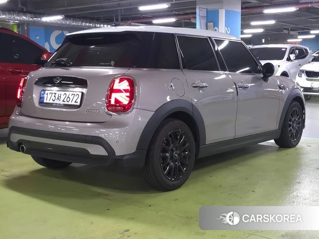 Mini Cooper 2023 Серебристо-серый из Кореи, фото 4