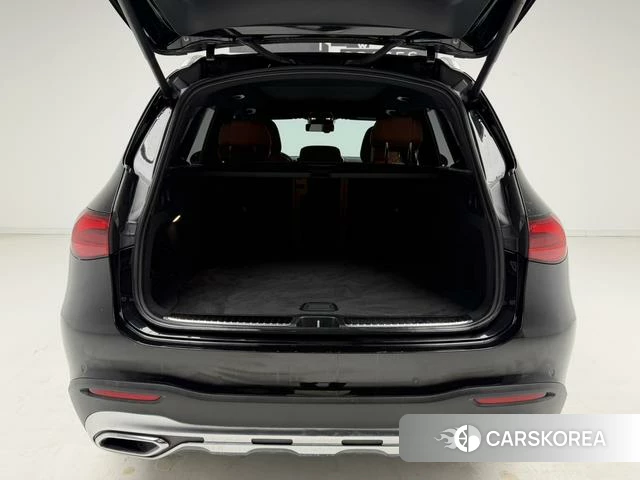 Mercedes-Benz GLC 2024 Черный из Китая, фото 4