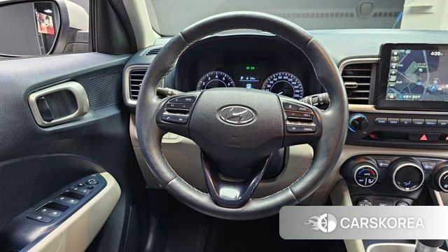 Hyundai Venue 2019 Серебристо-серый из Кореи, фото 4