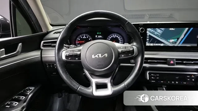 Kia K5 3rd generation 2023 Черный из Кореи, фото 4