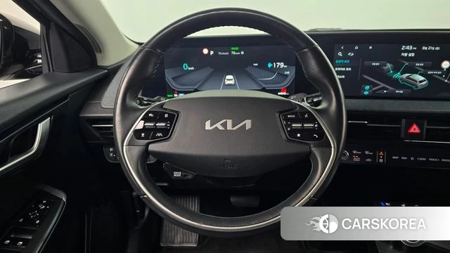 Kia EV6 2022 Черный из Кореи, фото 4
