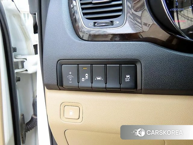 Kia The New Carnival 2018 Белый из Кореи, фото 4