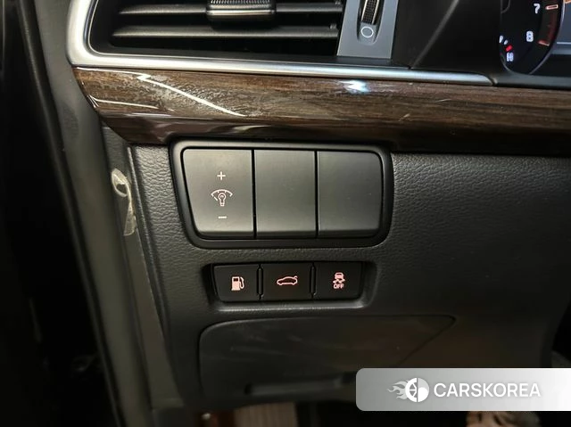 Kia Come New K7 2019 Серый из Кореи, фото 4