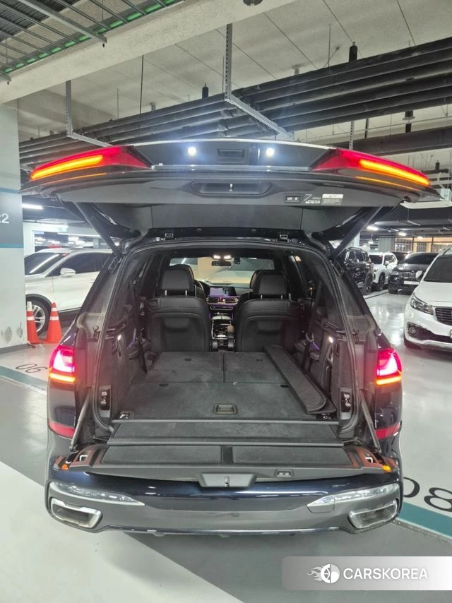 BMW X7 (G07) 2021 Черный из Кореи, фото 4