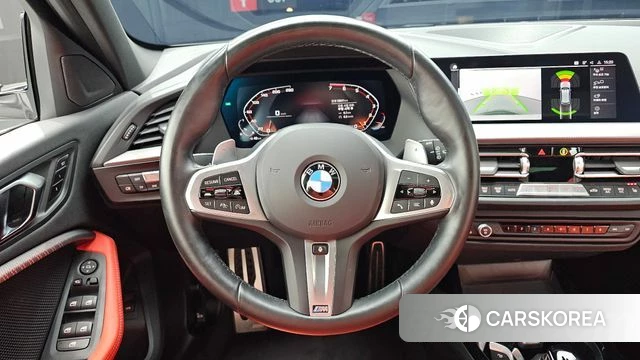 BMW 1 Series (F40) 2023 Белый из Кореи, фото 4