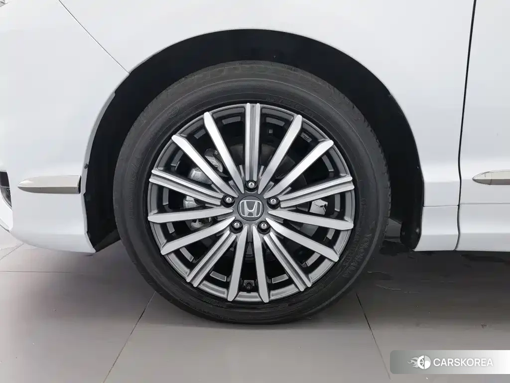 Honda Elysion 2024 Белый из Китая, фото 5