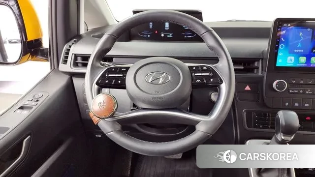 Hyundai Staria 2021 Желтый из Кореи, фото 4