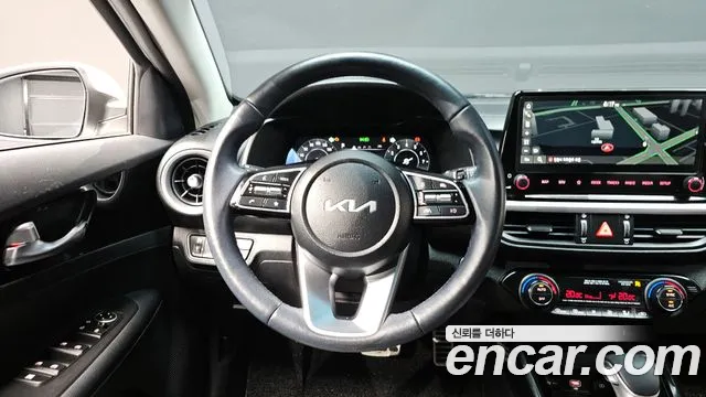 Kia The New K3 2nd generation 2023 Белый из Кореи, фото 4