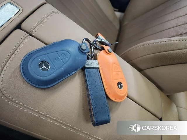 Mercedes-Benz E-Class W214 2025 Белый из Кореи, фото 4