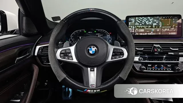 BMW 5 Series (G30) 2021 Белый из Кореи, фото 4