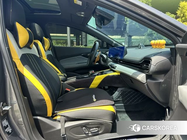 GAC Trumpchi Shadow Leopard 2023 Темно-серый из Китая, фото 4