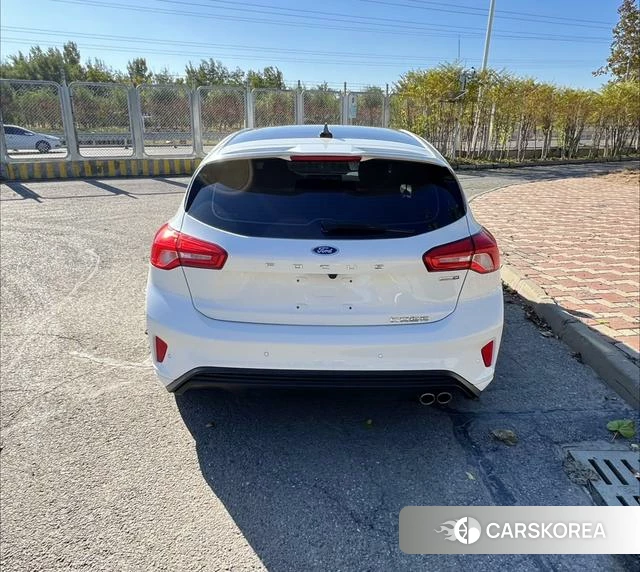 Ford Fox 2023 Белый из Китая, фото 4