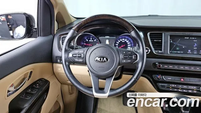 Kia The New Carnival id 2414517 из Кореи 4