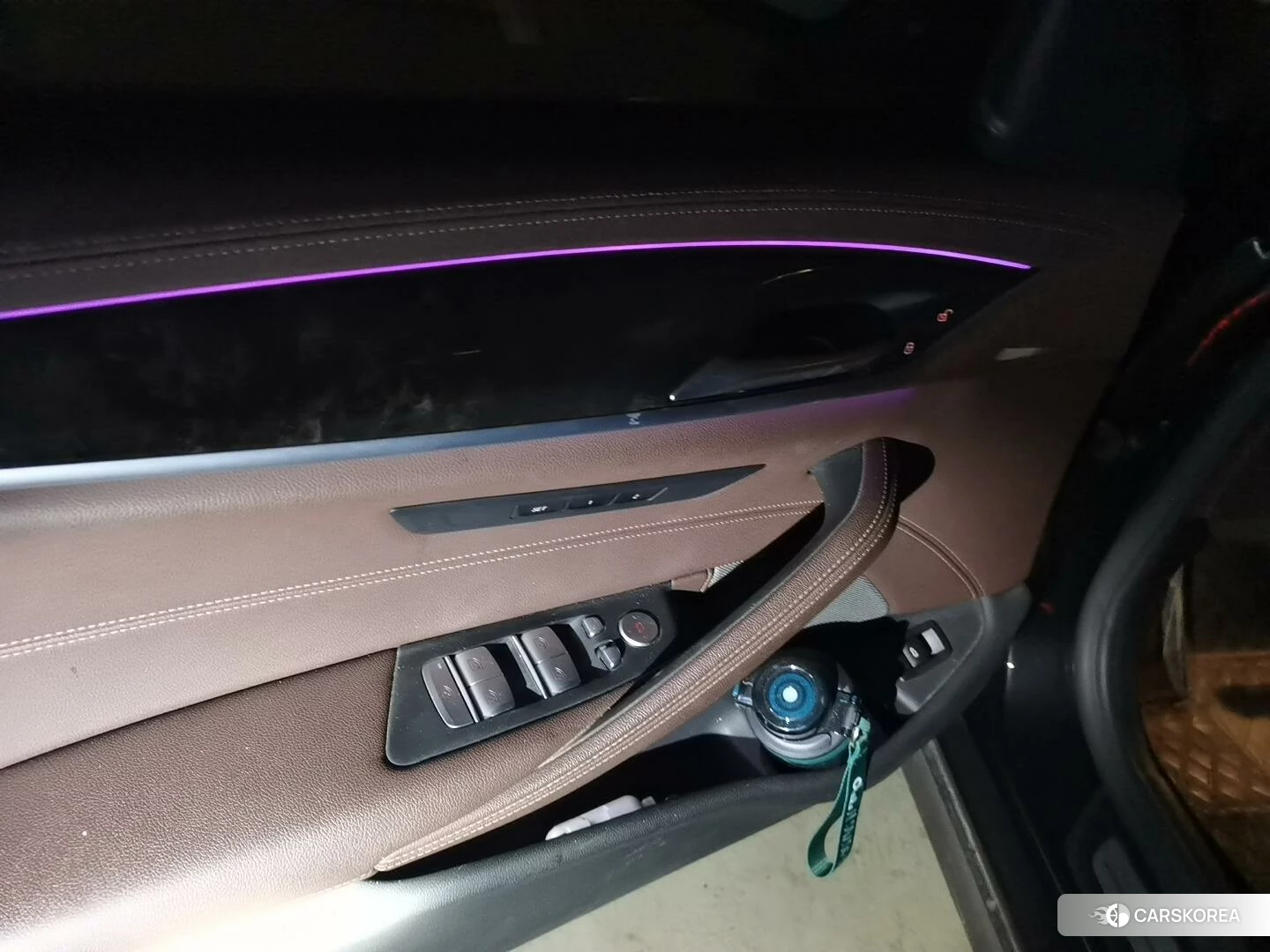 BMW 5 series 2021 Черный из Китая, фото 4