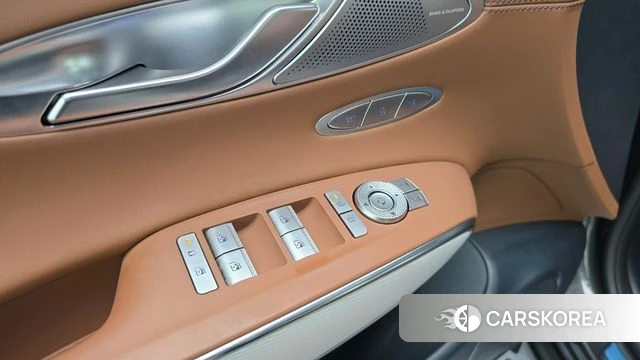 Genesis GV70 2025 Темно-зеленый из Кореи, фото 4